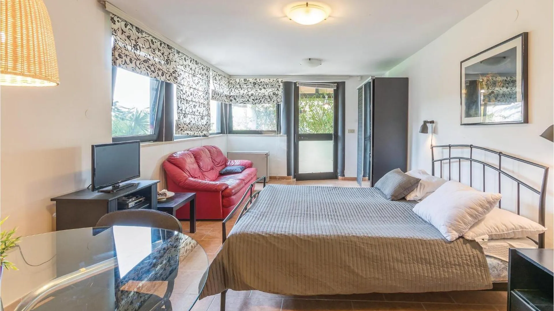 Cozy Apartment In Pula With Kitchen Croatia