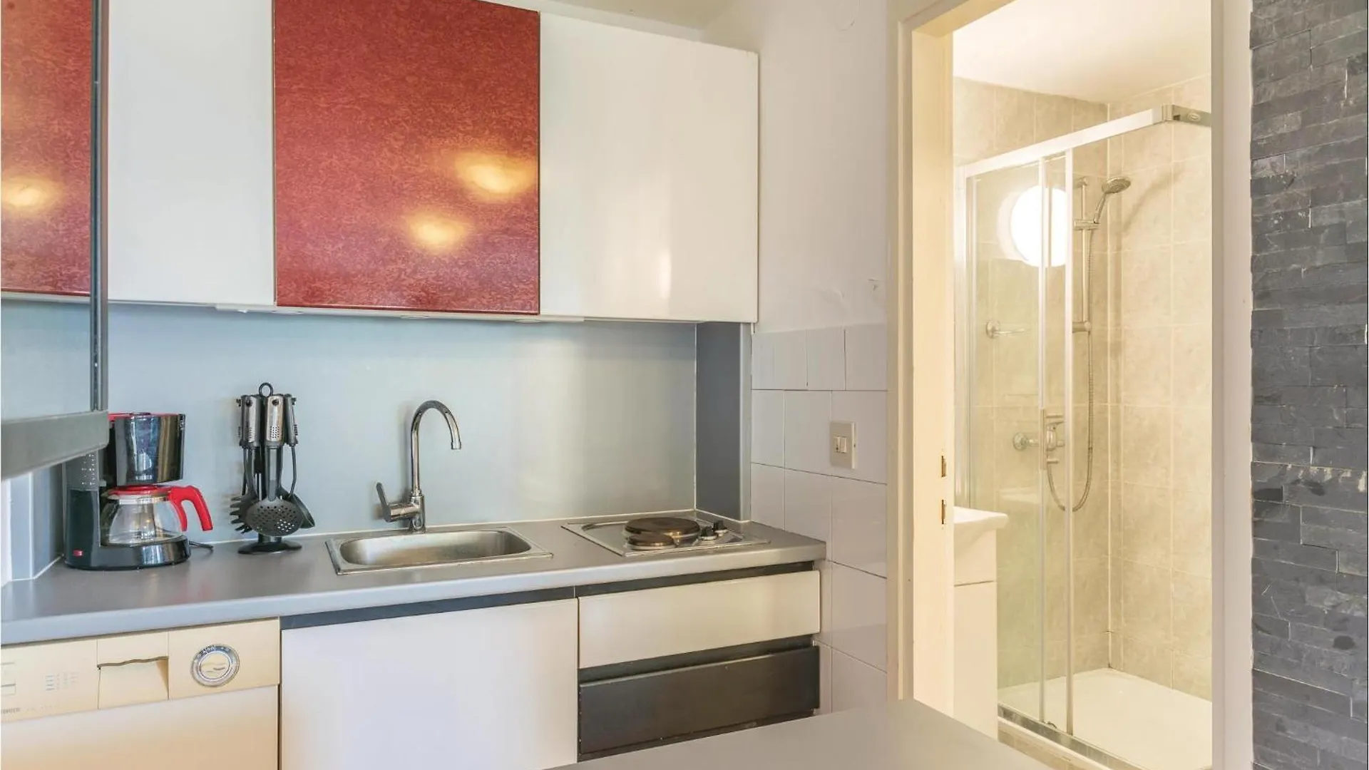 Cozy Apartment In Pula With Kitchen